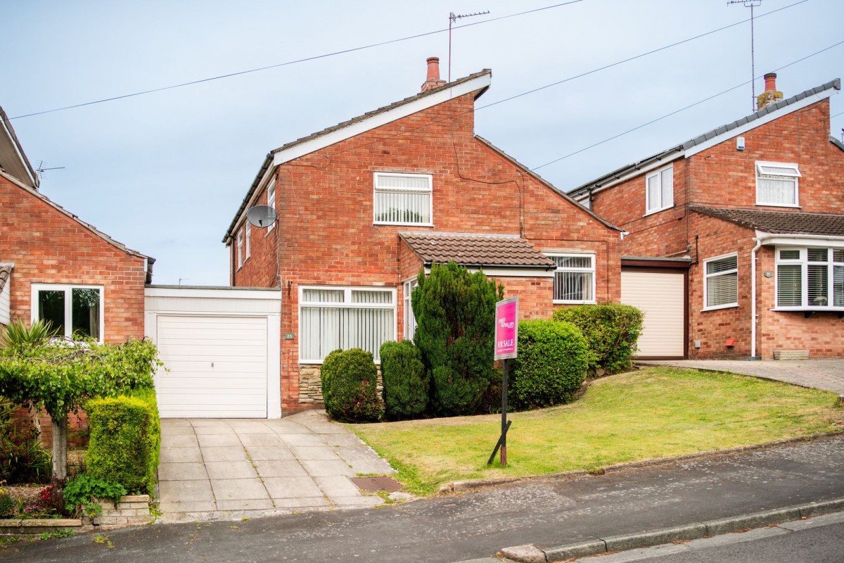 Images for Delph Park Avenue, Aughton, L39