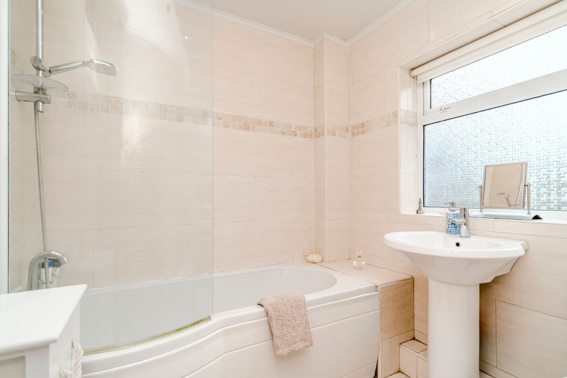 Images for Delph Park Avenue, Aughton, L39