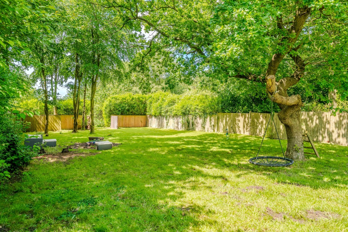 Images for The Hollies, Aughton, L39