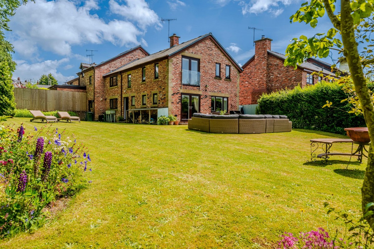 Images for The Hollies, Aughton, L39