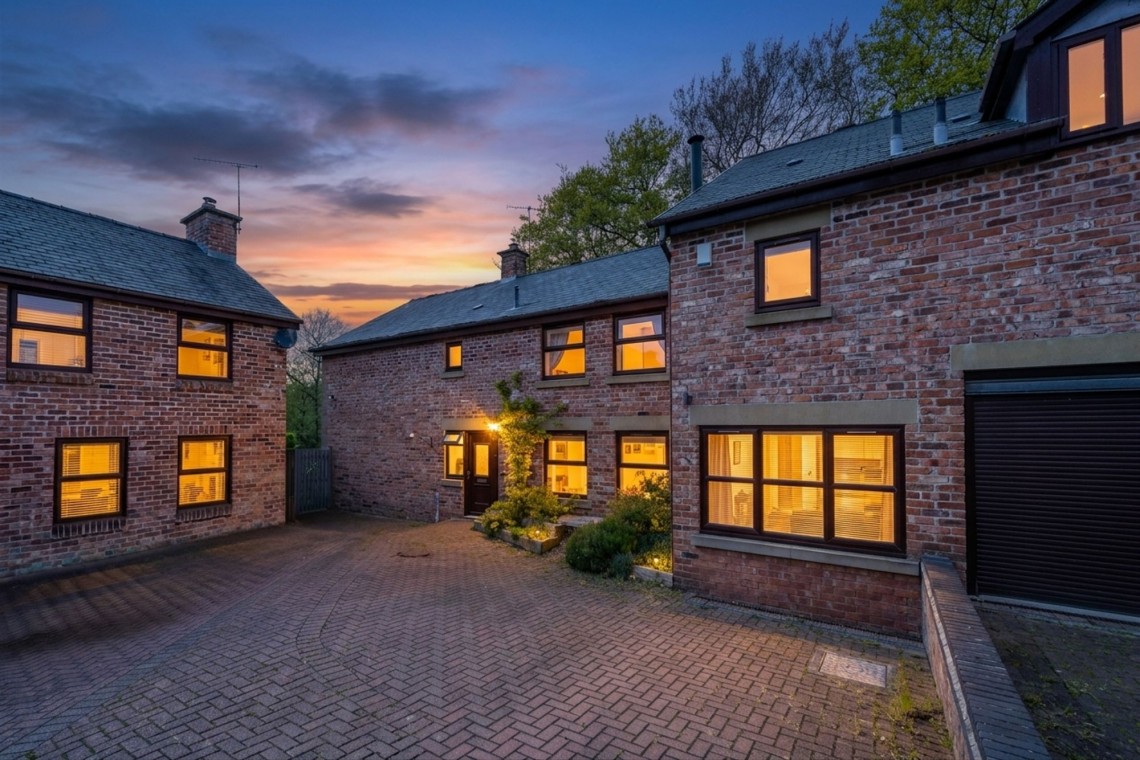 Images for The Hollies, Aughton, L39