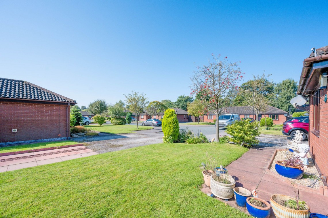 Images for Beaumont Crescent, Aughton, L39