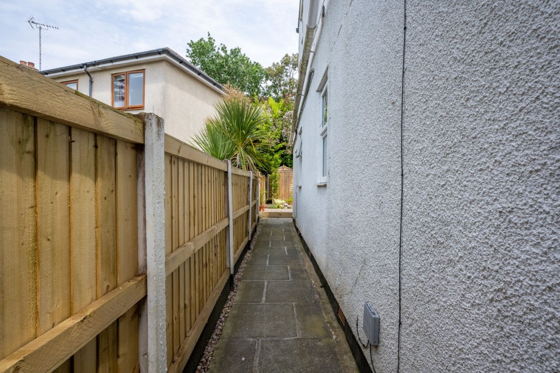Images for 12 Winifred Lane, Aughton, L39