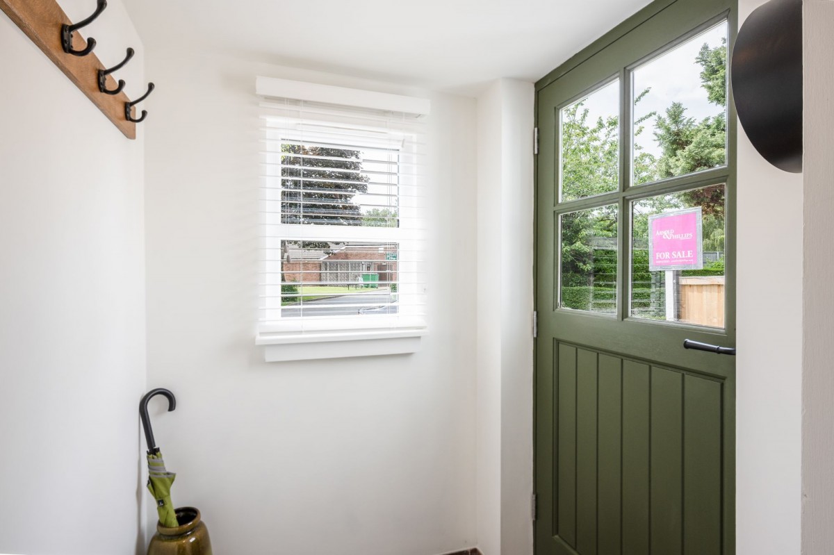 Images for 12 Winifred Lane, Aughton, L39