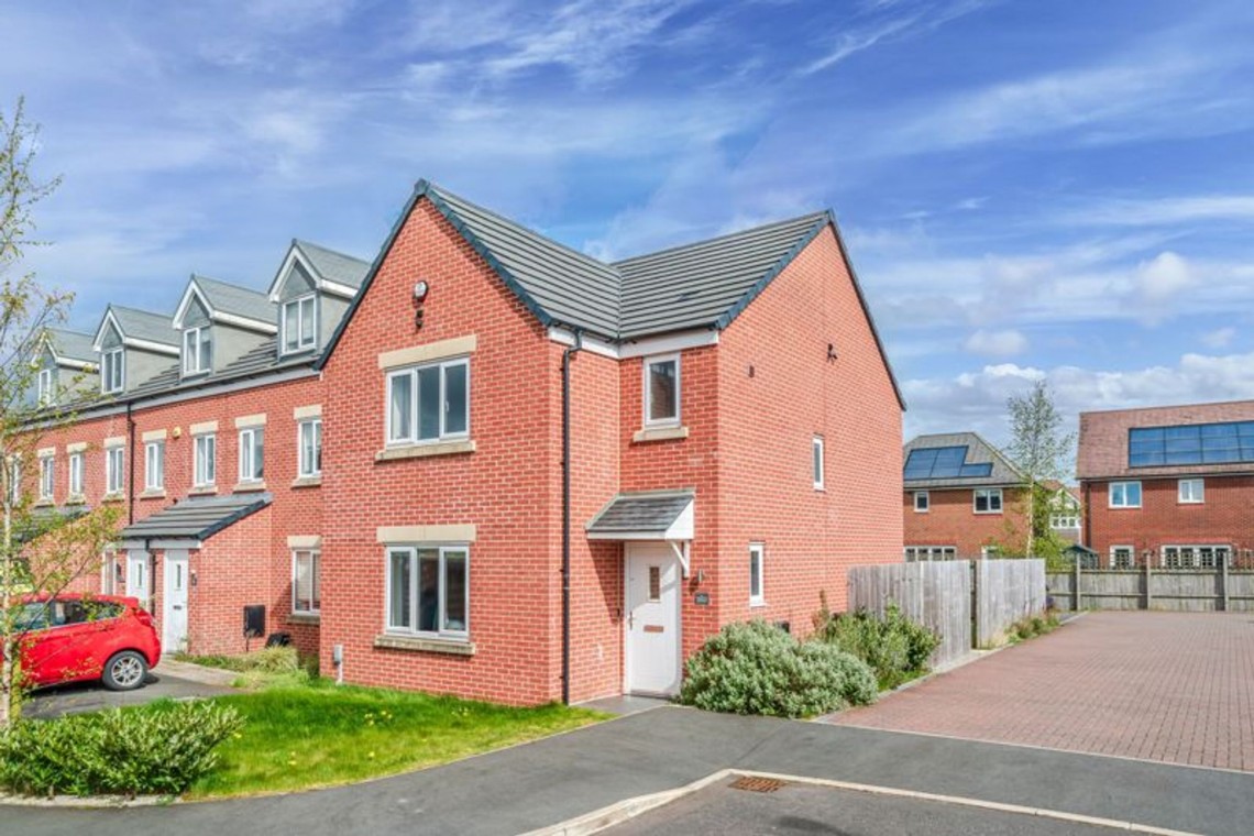 Images for Stirling Drive, Buckshaw Village, PR7