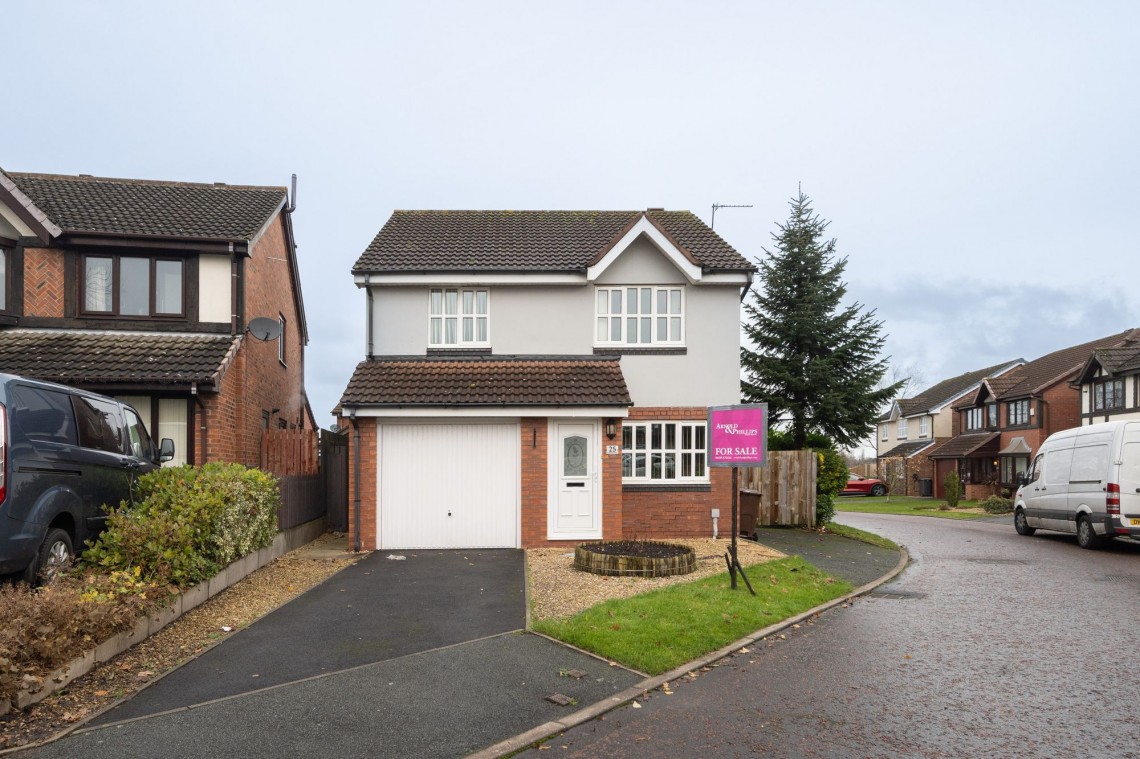 Images for Vicarage Gardens, Burscough, L40