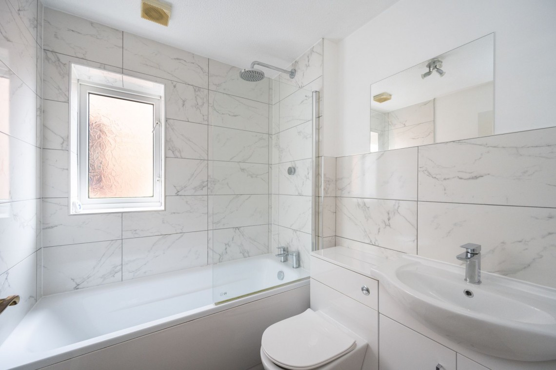 Images for Vicarage Gardens, Burscough, L40