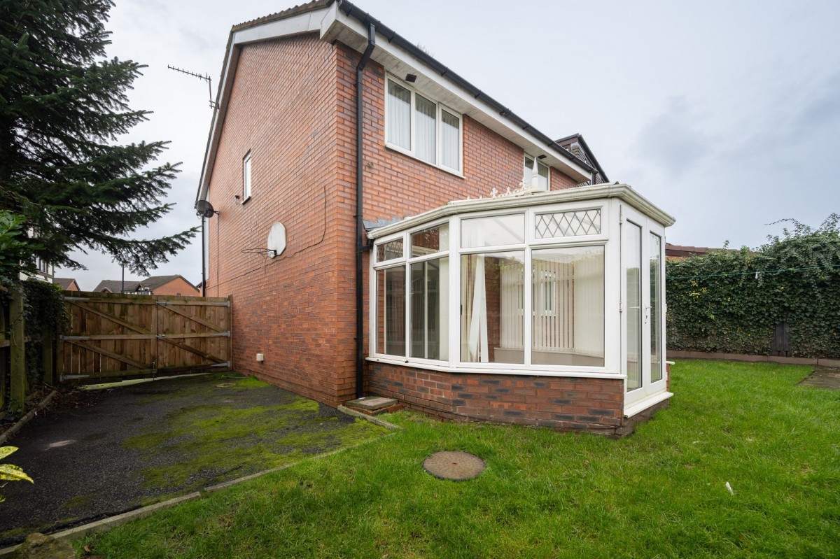 Images for Vicarage Gardens, Burscough, L40