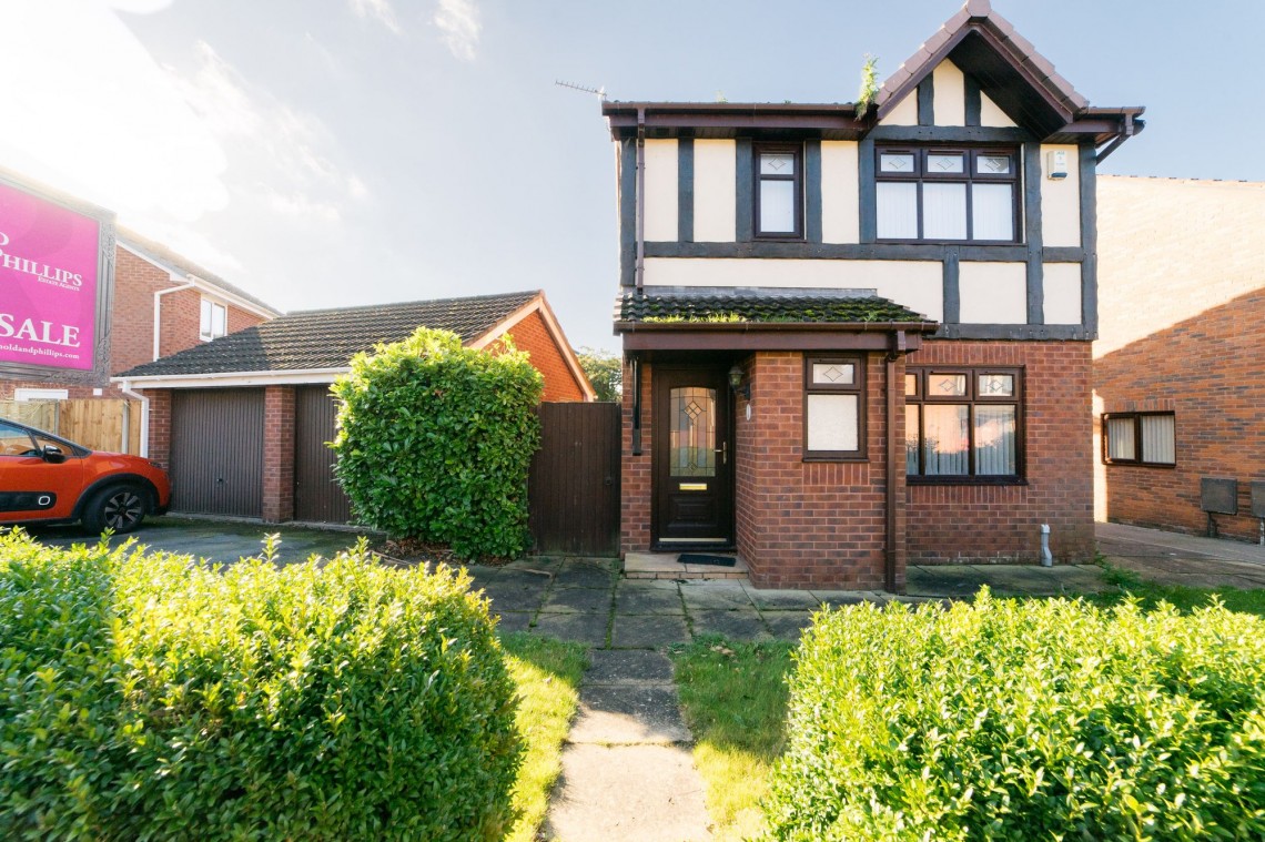 Images for Vicarage Gardens, Burscough, L40