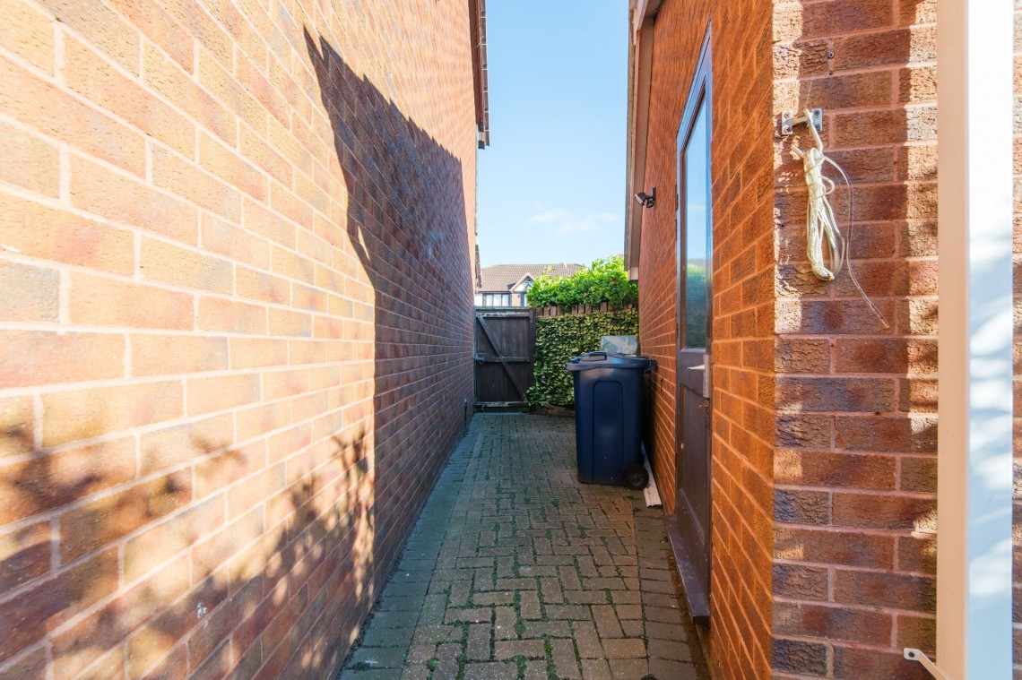 Images for Vicarage Gardens, Burscough, L40