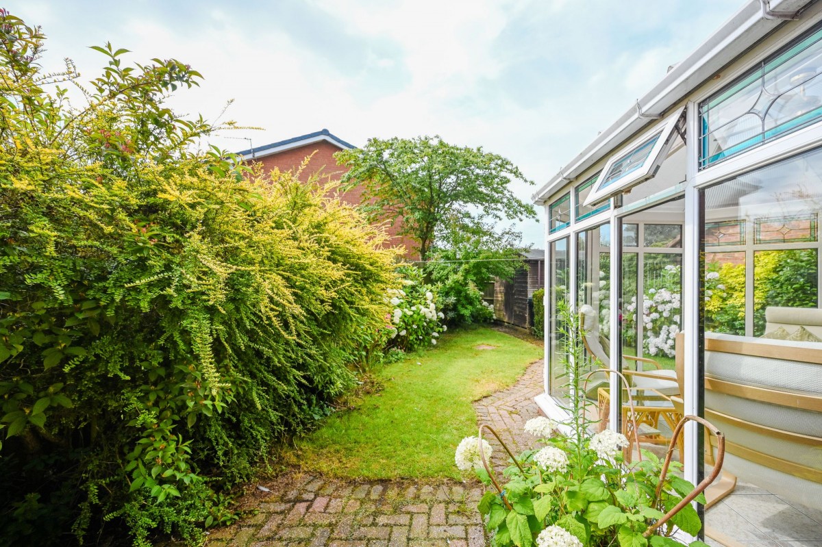 Images for Vicarage Gardens, Burscough, L40