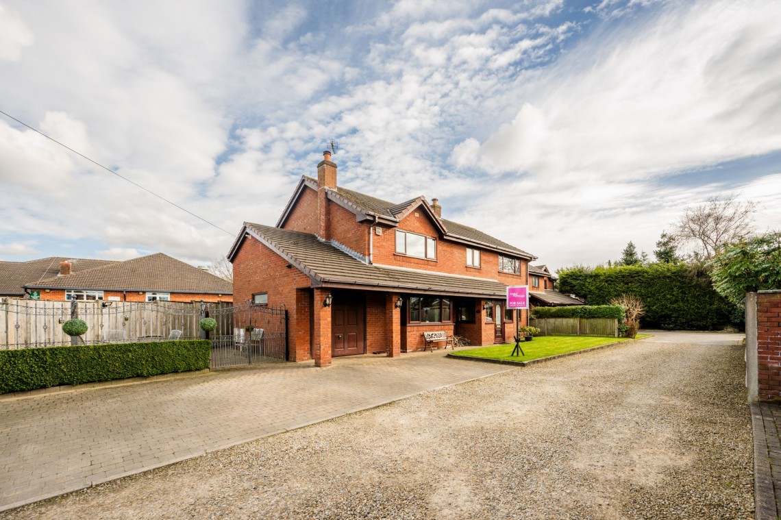 Images for Out Lane, Croston, PR26