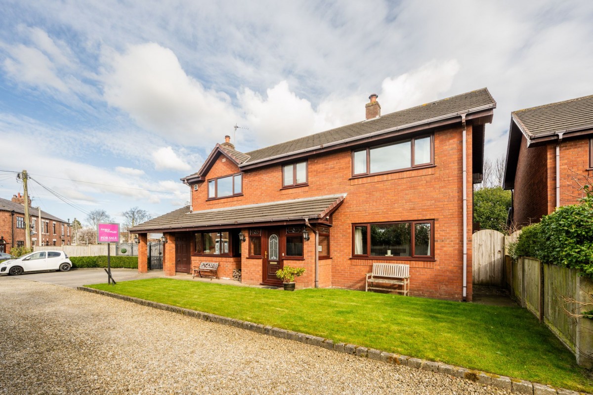 Images for Out Lane, Croston, PR26