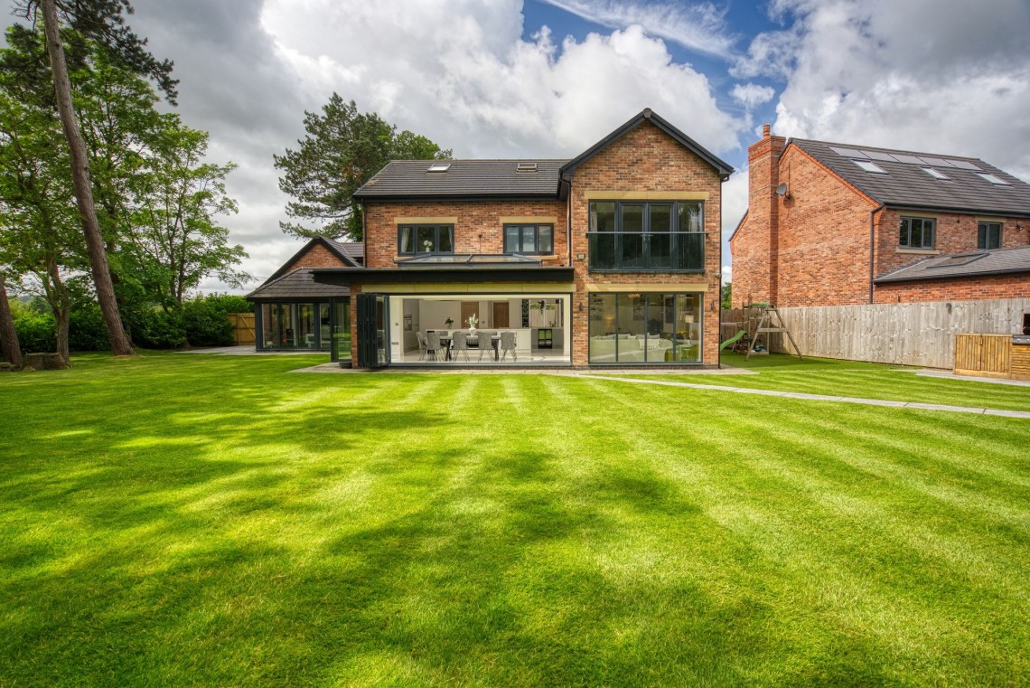 Images for Gleadhill House Gardens, Euxton, PR7