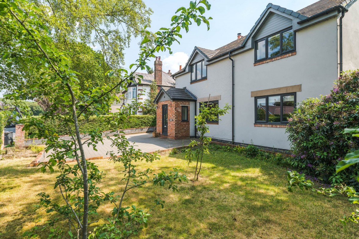 Images for Balshaw Lane, Euxton, PR7