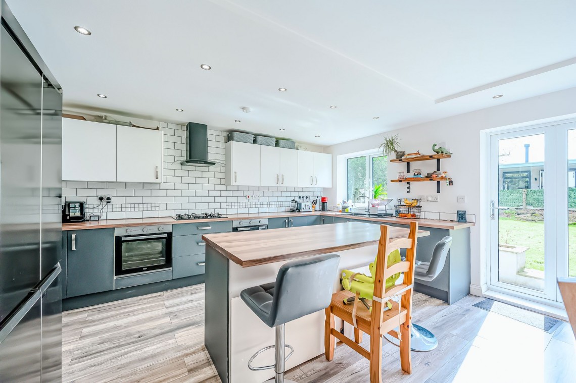 Images for Balshaw Lane, Euxton, PR7