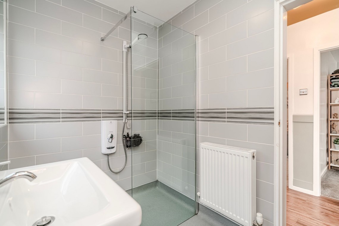 Images for Queensway, Euxton, PR7