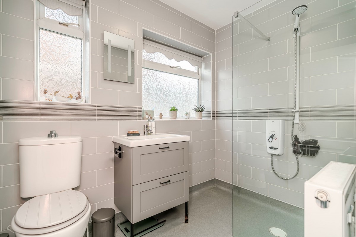 Images for Queensway, Euxton, PR7
