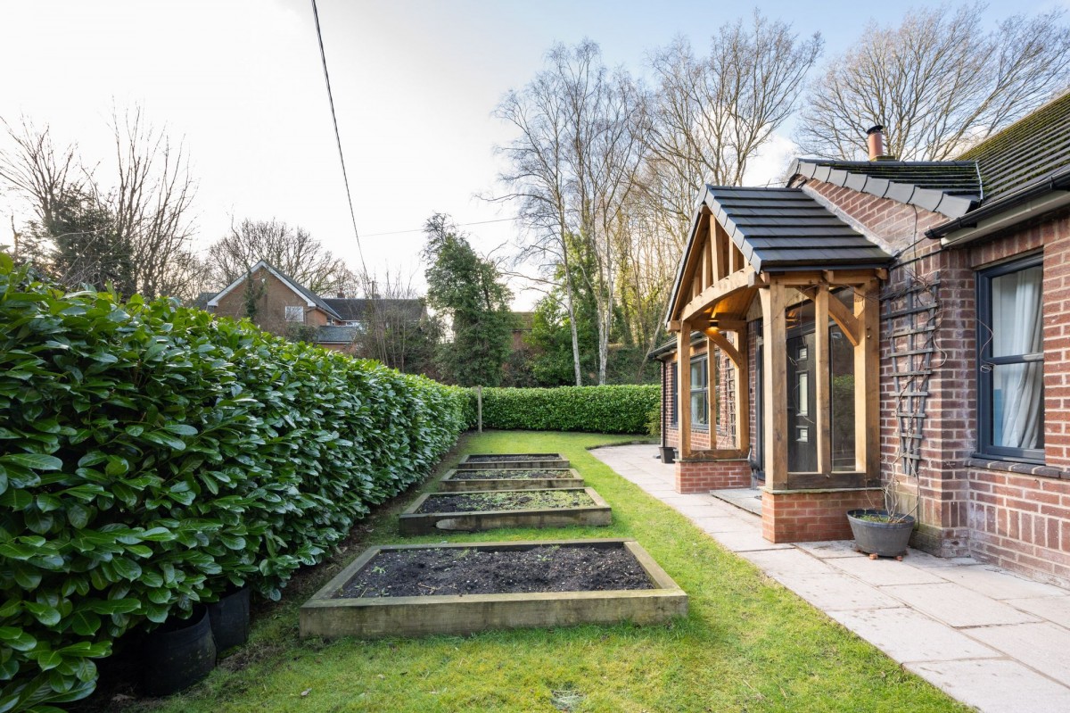 Images for Vale Lane, Lathom, L40