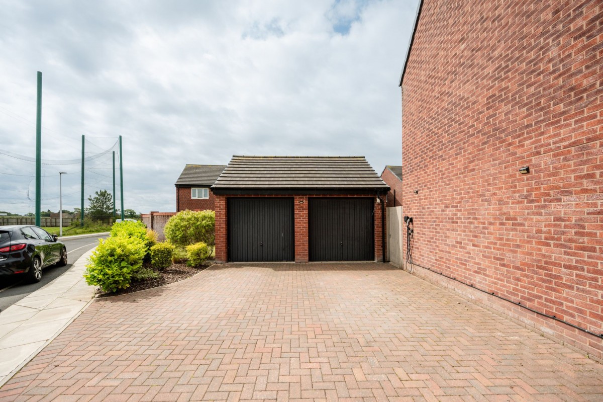 Images for Stonechat Drive, Maghull, L31