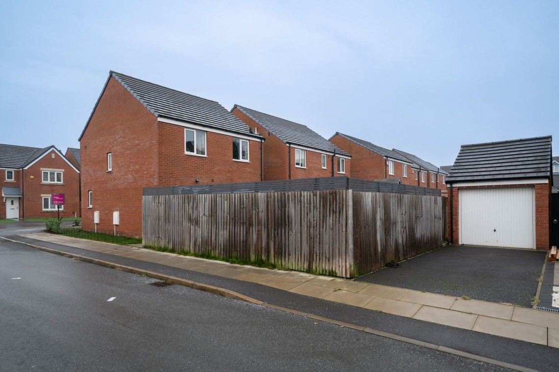 Images for Swallow Crescent, Maghull, L31