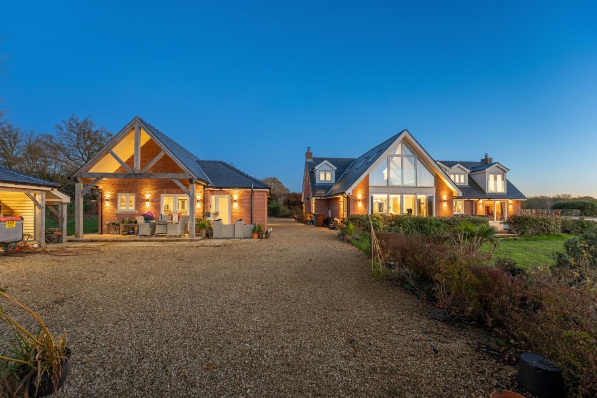 Images for Hall Lane, Mawdesley, L40