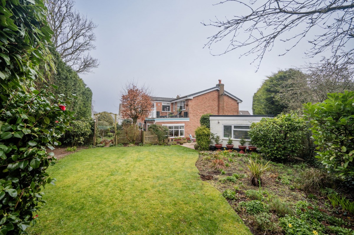 Images for High Moss, Ormskirk, L39