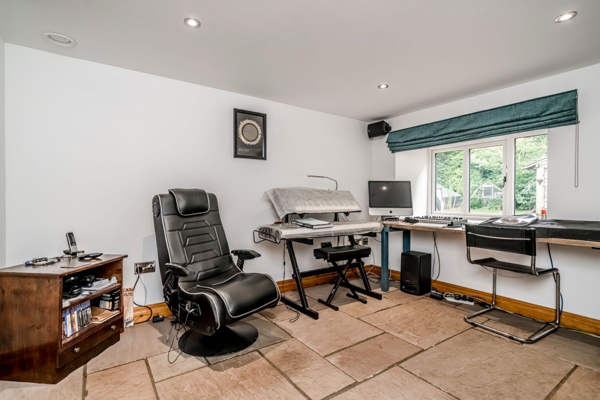 Images for Elmers Green, Skelmersdale, WN8