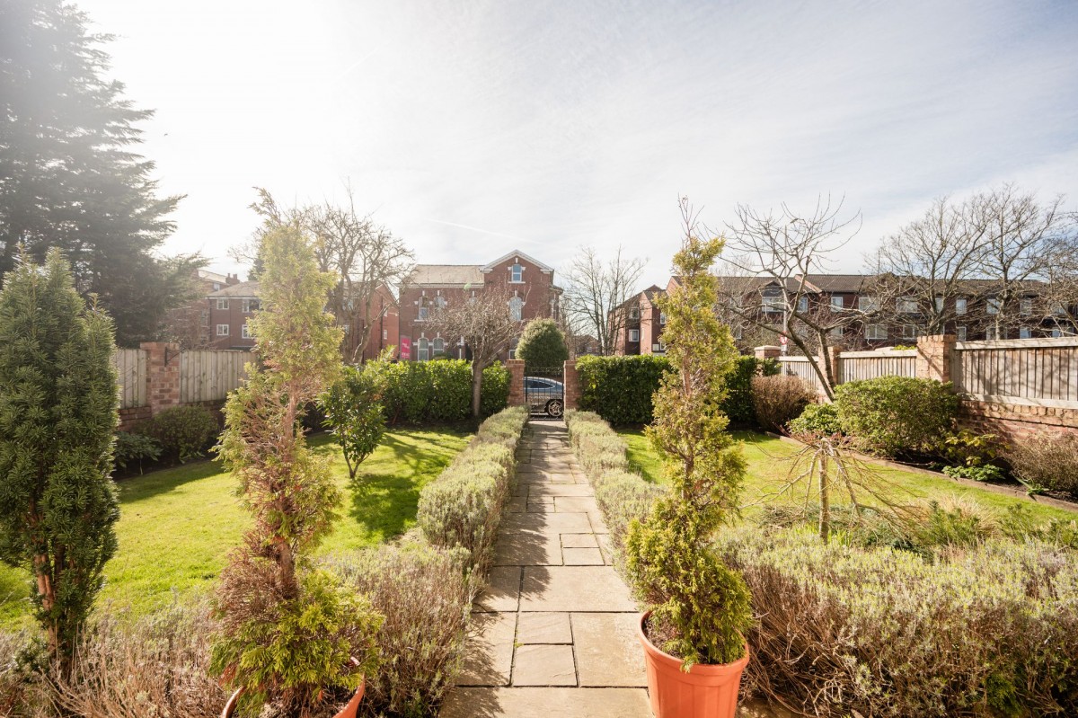 Images for Park Road, Southport, PR9