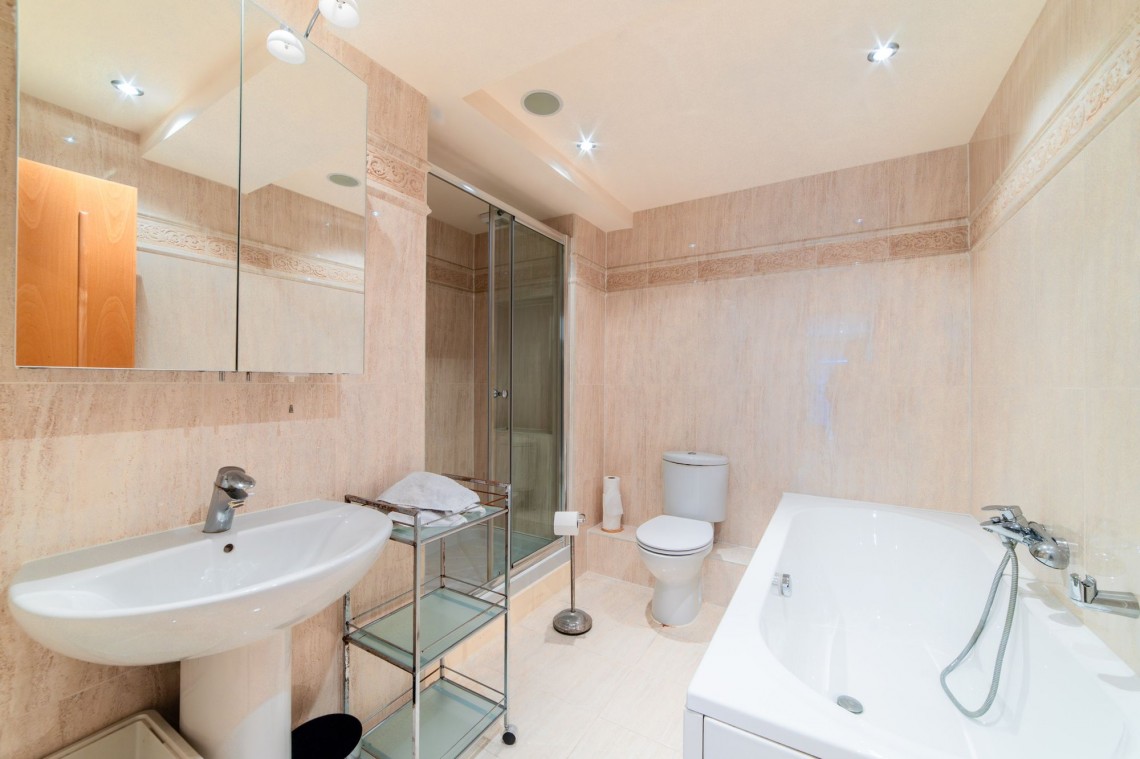 Images for Marine Gates, Promenade, PR9