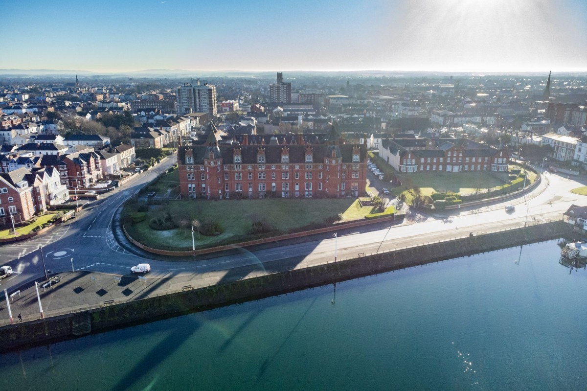 Images for Marine Gates, Promenade, PR9