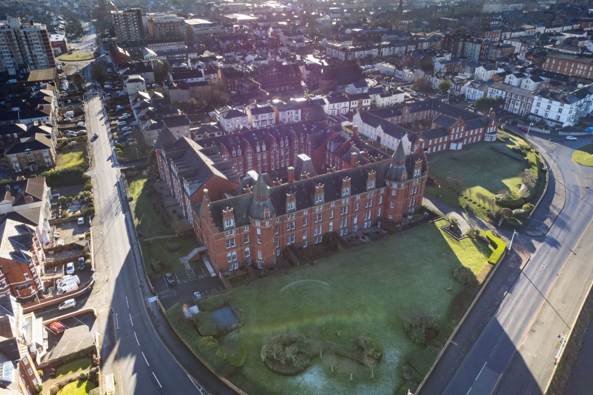 Images for Marine Gates, Promenade, PR9