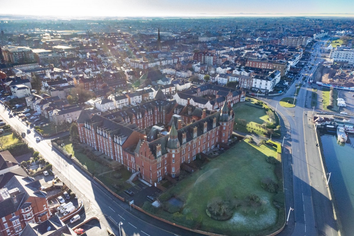 Images for Marine Gates, Promenade, PR9