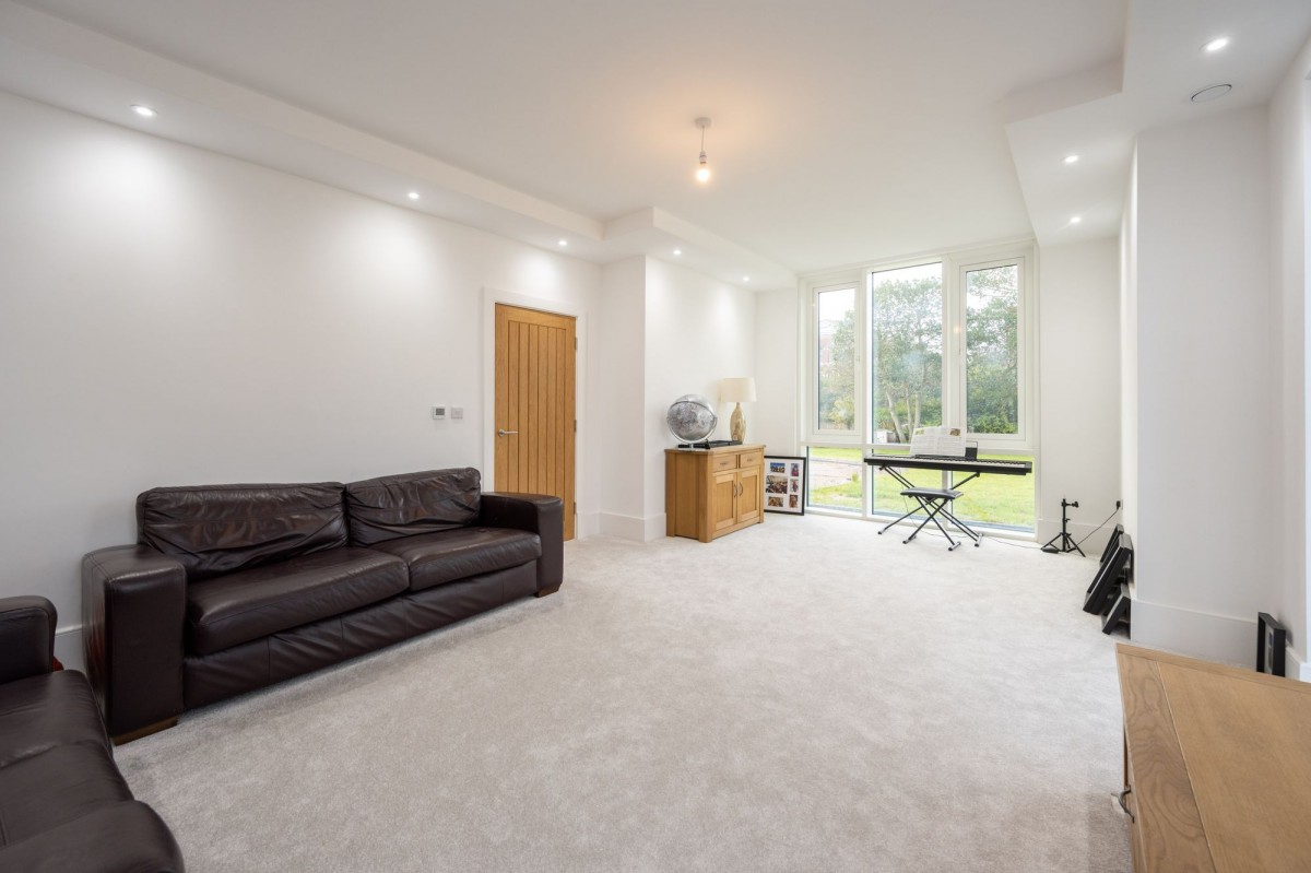 Images for Oxford Road, Southport, PR8