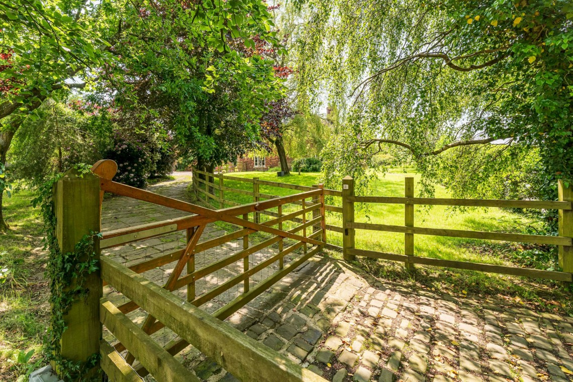 Images for School Lane, Westhead, L40