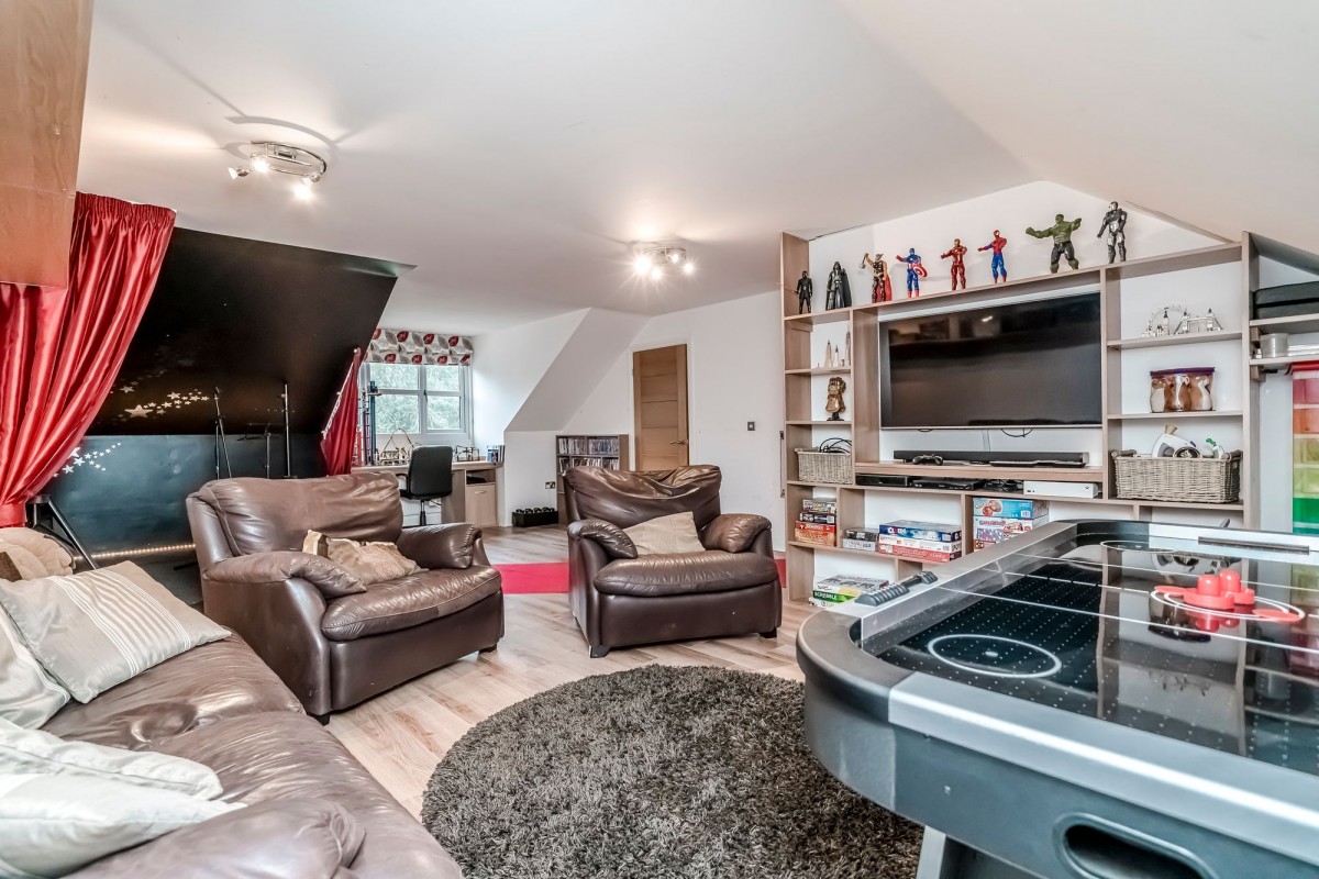 Images for Farington Lodge Gardens, Farington, PR25