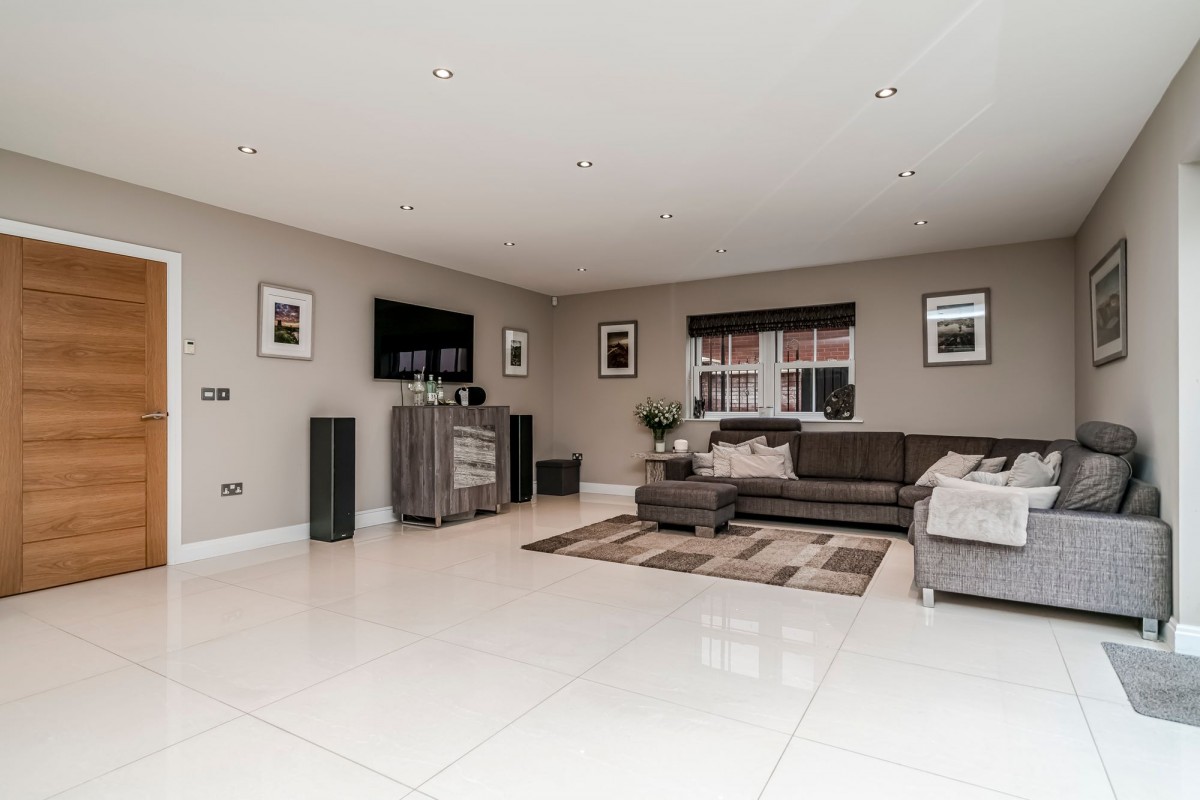 Images for Farington Lodge Gardens, Farington, PR25