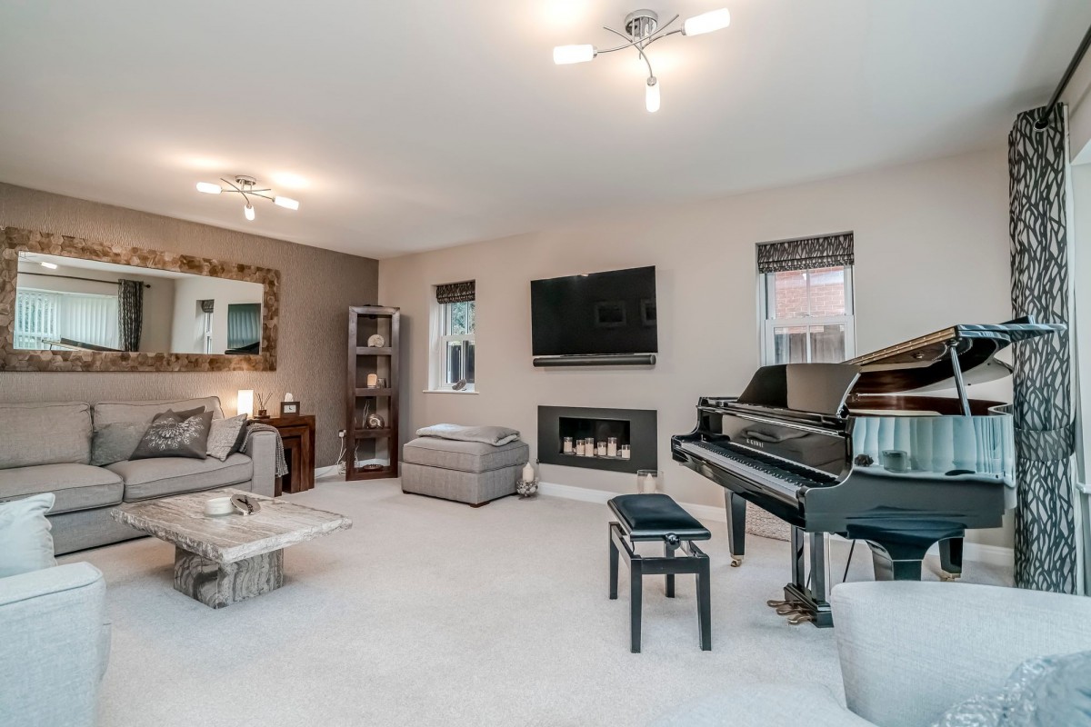 Images for Farington Lodge Gardens, Farington, PR25