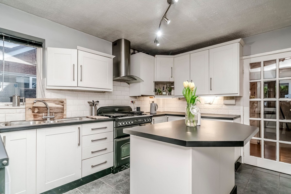 Images for Balshaw Lane, Euxton, PR7