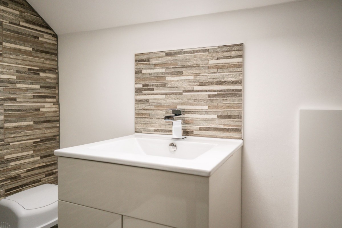 Images for Longfold, Mere Brow, PR4