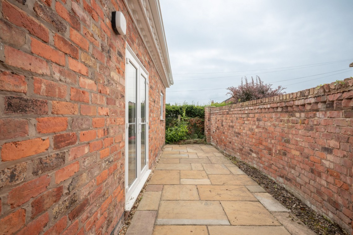Images for Longfold, Mere Brow, PR4