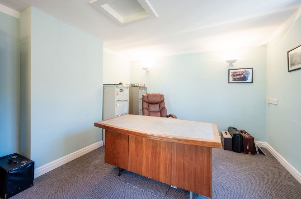 Images for Flash Lane, Rufford, L40