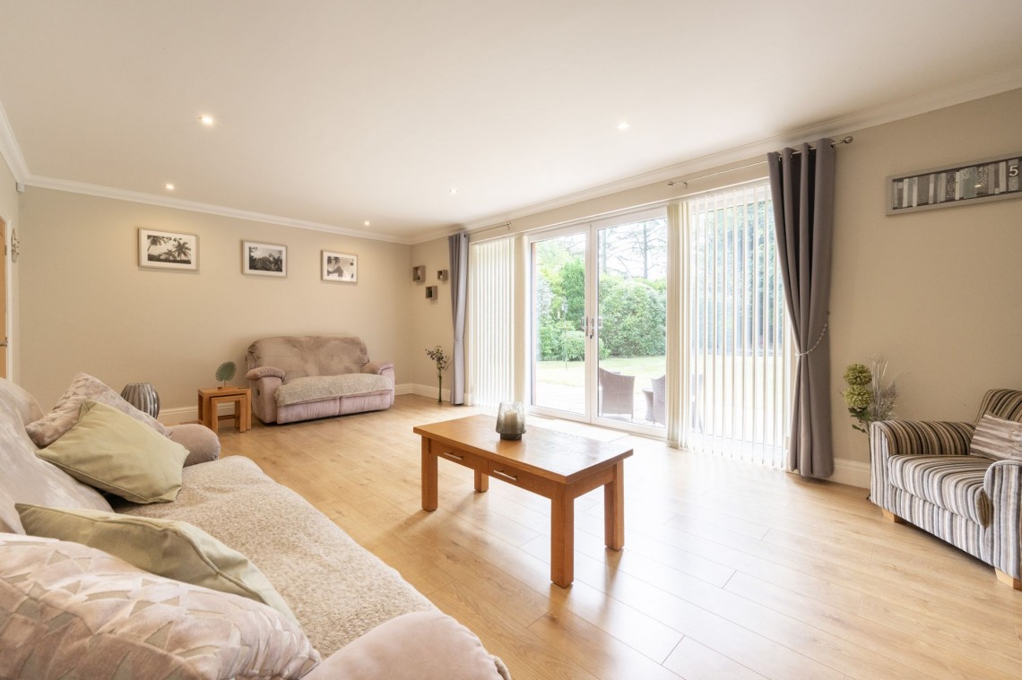 Images for Vicarage Lane, Westhead, L40