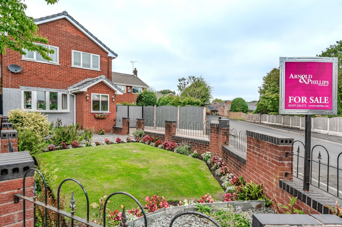 Images for Lichen Close, Charnock Richard, PR7