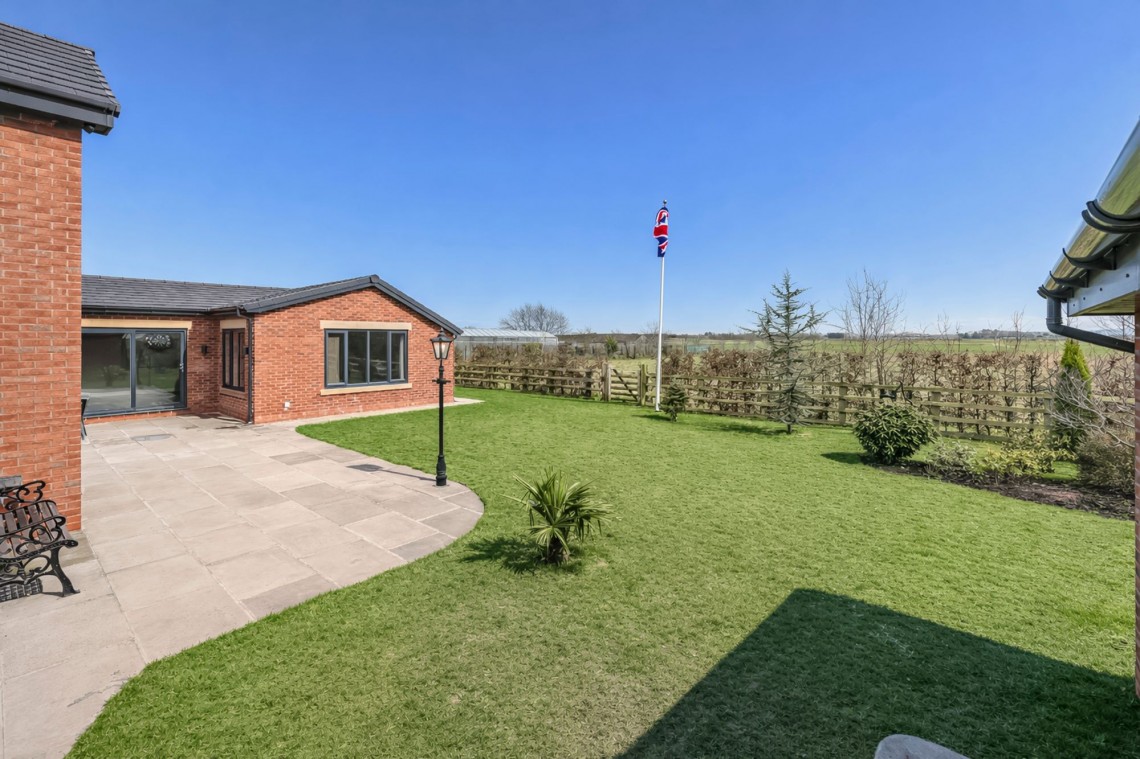 Images for Gill Lane, Longton, PR4