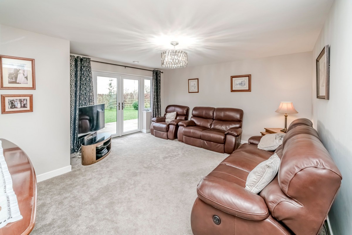 Images for Gill Lane, Longton, PR4