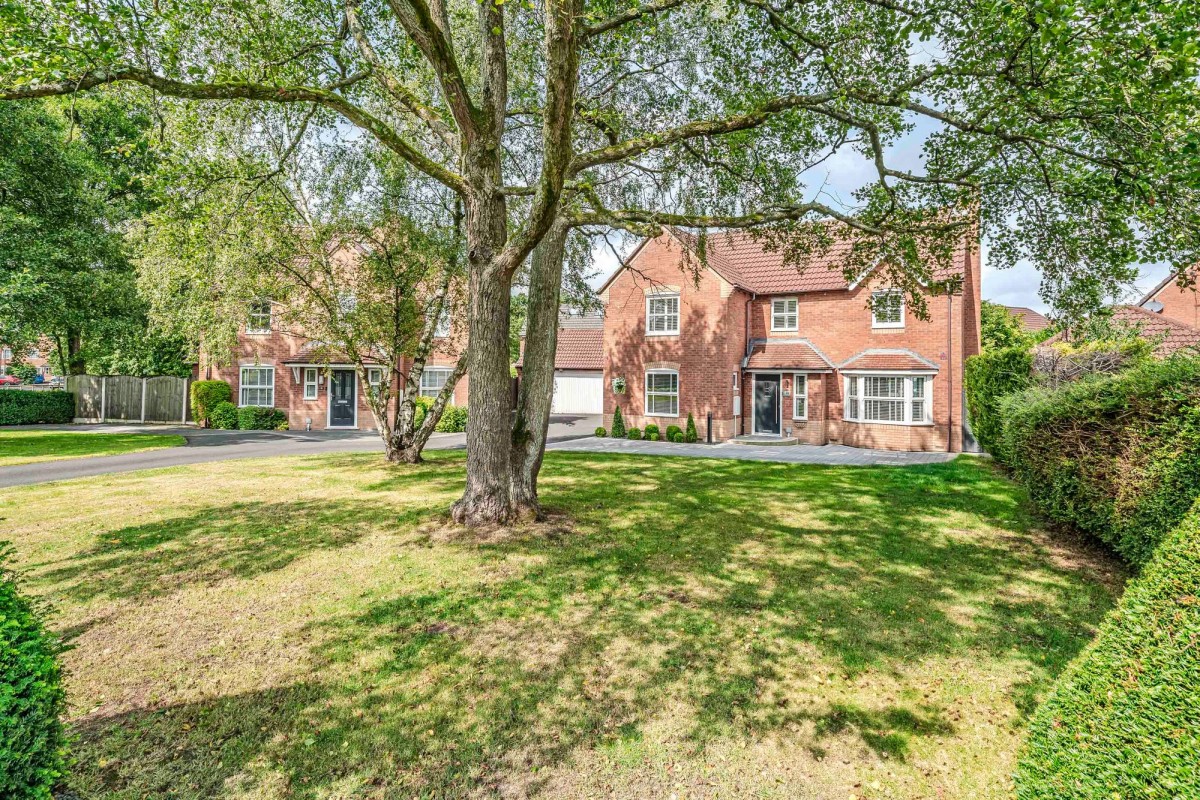 Images for Gleneagles Drive, Euxton, PR7