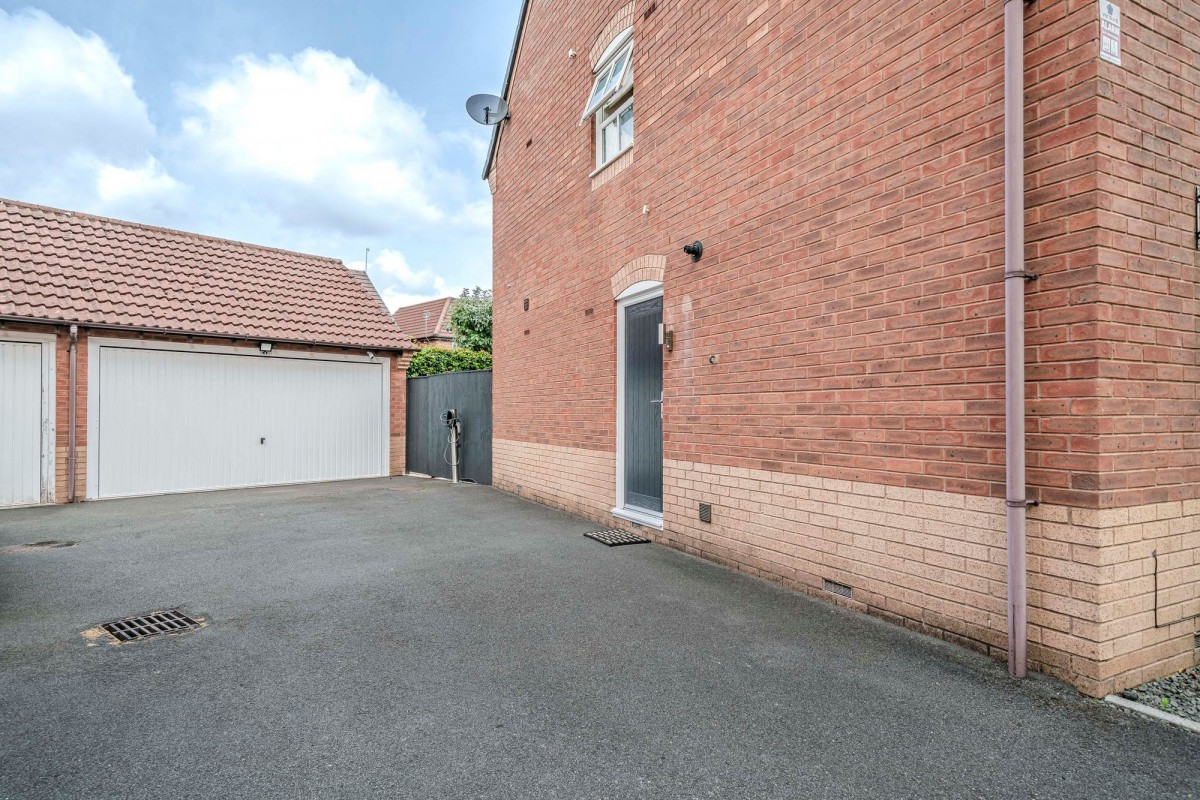 Images for Gleneagles Drive, Euxton, PR7