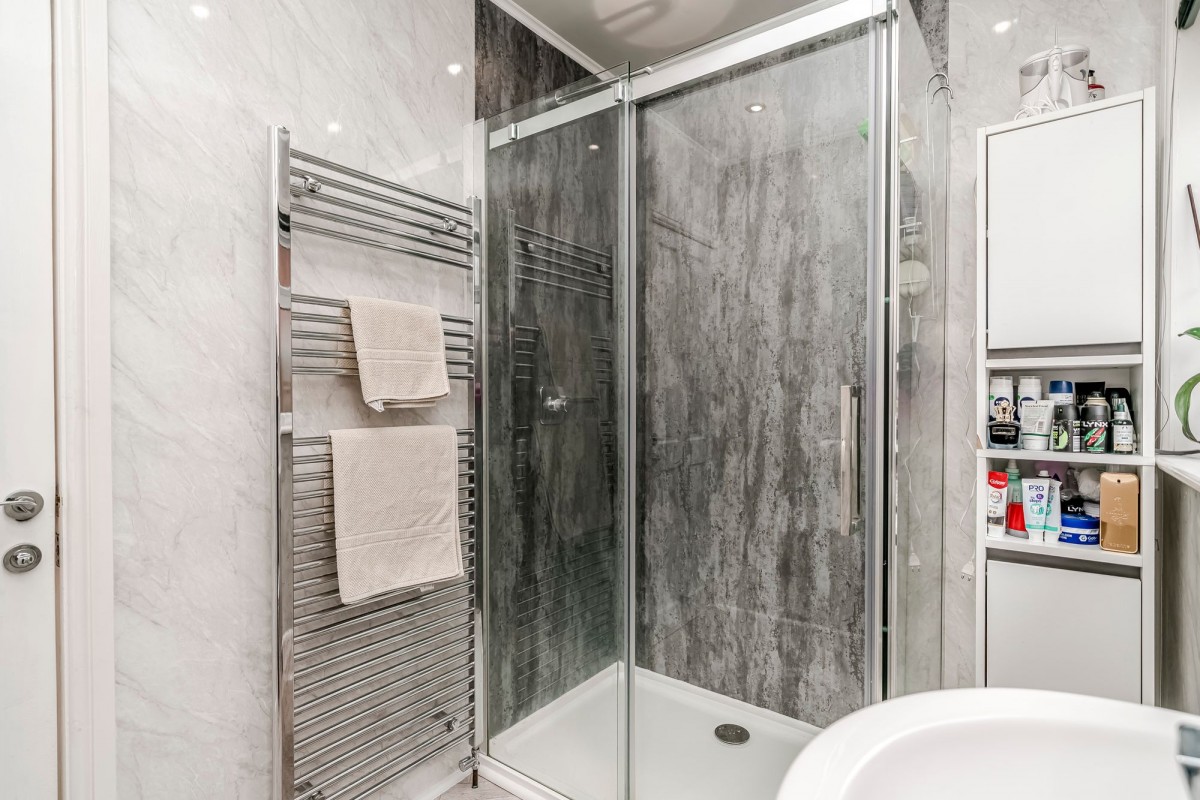 Images for Queensway, Euxton, PR7