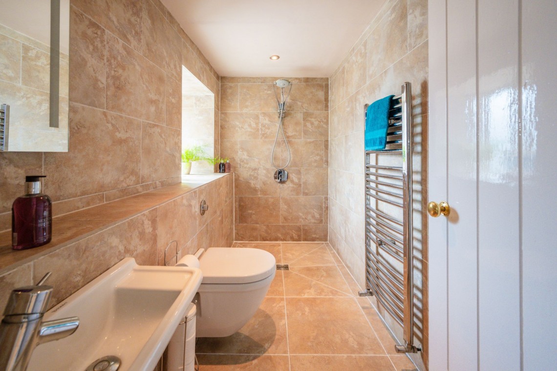 Images for Higher House Lane, Heapey, PR6